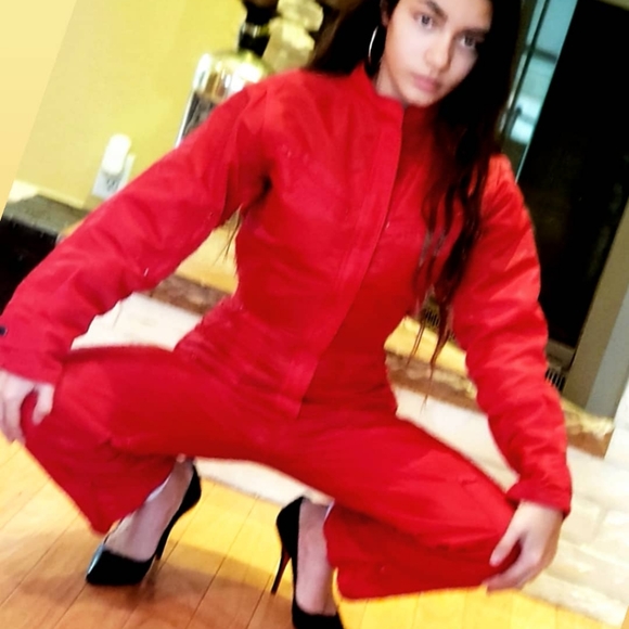 Snowsuits - Picture 3 of 7